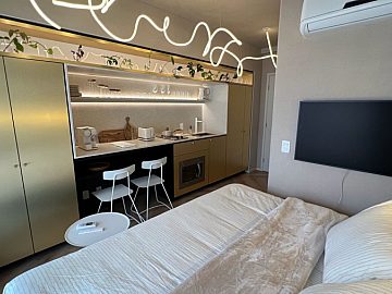 Studio Rep�blica mobiliado vista pro Copan operando Airbnb